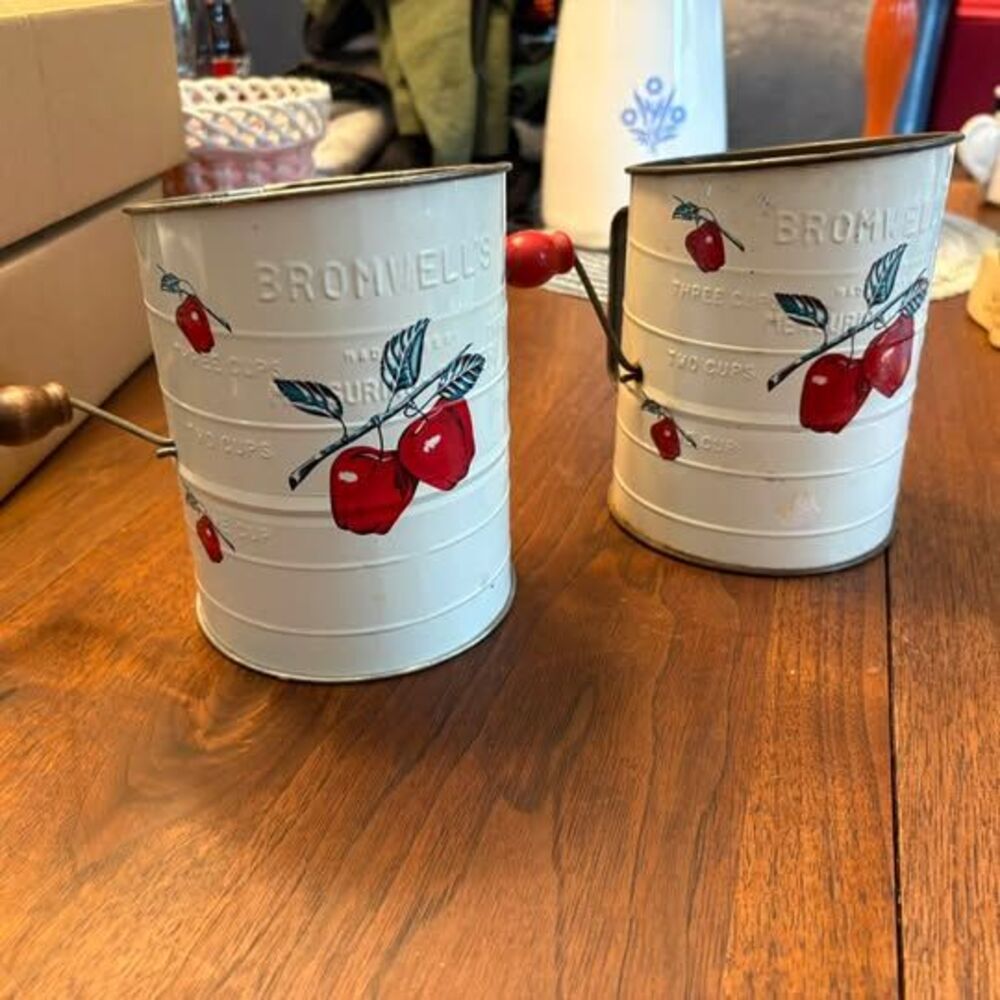 Vintage Bromwell's Flour Sifters - Set of 2